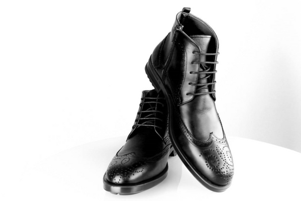 Bouttine a lacete  de ville