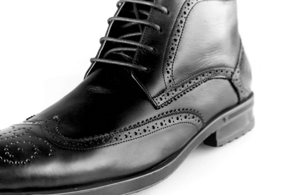 Bouttine a lacete  de ville